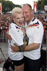 Fans beim UEFA-Fußball-Europameisterschaft 2016 Spiel Deutschland gegen Polen in Berlin