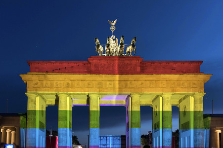 Gedenken an die Opfer des Anschlags von Orlando in Berlin