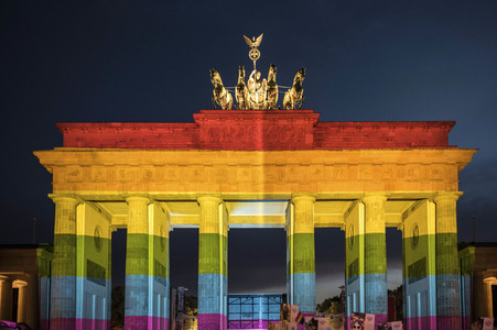 Gedenken an die Opfer des Anschlags von Orlando in Berlin