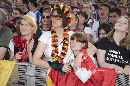 Fanmeile beim UEFA-Fußball-Europameisterschaft 2016 Spiel Deutschland gegen Nordirland in Berlin