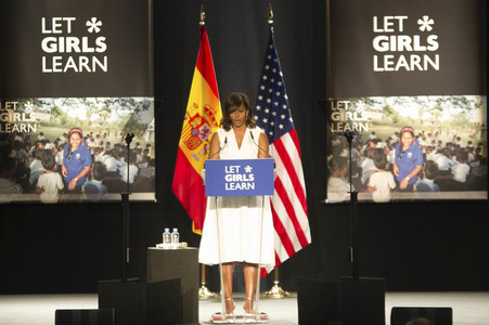 Präsentation der 'Let Girls Learn' Initiative in Madrid