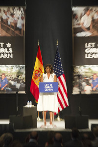 Präsentation der 'Let Girls Learn' Initiative in Madrid