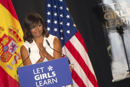 Präsentation der 'Let Girls Learn' Initiative in Madrid