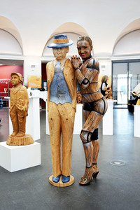 Holzgliederfigur / Human Artist Model Bodypainting
