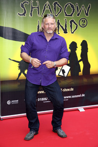 Premiere der Tanzshow 'Shadowland 2 - Neues aus dem Reich der Schatten' in Berlin