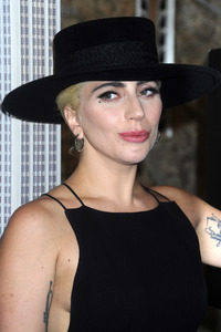 Lady Gaga und Tony Bennett bei der IIllumination des Empire State Buildings in New York