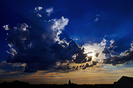 Symbolfoto Wetterfühligkeit