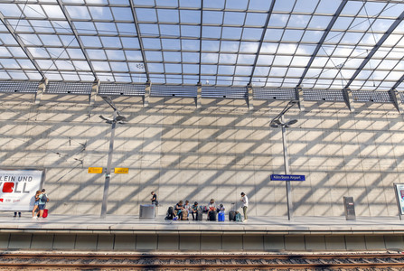 Symbolfoto Bahnreisen