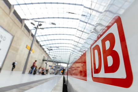 Symbolfoto Bahnreisen