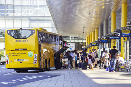 Symbolfoto Fernbus