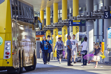 Symbolfoto Fernbus