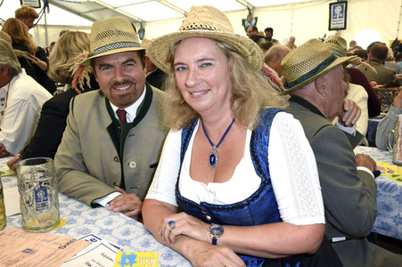 Volksfest 'Keferloher Montag' in Grasbrunn