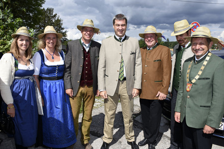 Volksfest 'Keferloher Montag' in Grasbrunn