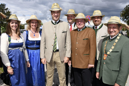 Volksfest 'Keferloher Montag' in Grasbrunn