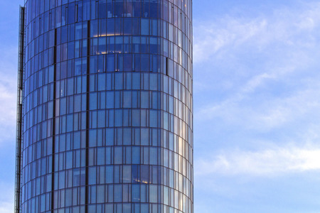 Symbolfoto LVR-Turm