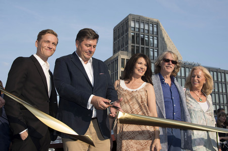 Neue Sterne auf dem Boulevard der Stars in Berlin