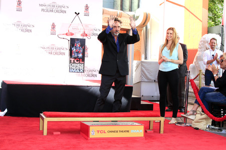 Hand and Footprint Ceremony mit Tim Burton in Los Angeles