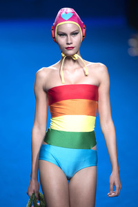 Agatha Ruiz de la Prada Fashion Show auf der Mercedes-Benz Fashion Week Madrid SS 2017