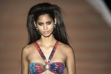 Dolores Cortés Fashion Show auf der Mercedes-Benz Fashion Week Madrid SS17