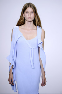 Eudon Choi Fashion Show auf der London Fashion Week SS17