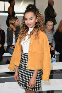 Jasper Conran Fashion Show auf der London Fashion Week SS17