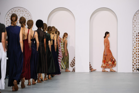 Jasper Conran Fashion Show auf der London Fashion Week SS17