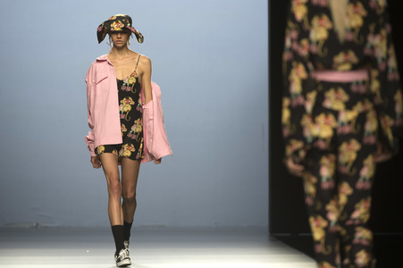 Maria Escoté Fashion Show auf der Mercedes-Benz Fashion Week Madrid SS17