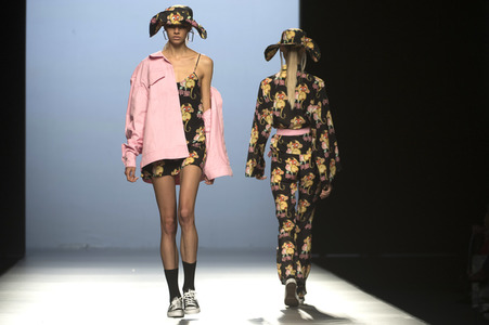 Maria Escoté Fashion Show auf der Mercedes-Benz Fashion Week Madrid SS17