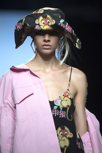 Maria Escoté Fashion Show auf der Mercedes-Benz Fashion Week Madrid SS17