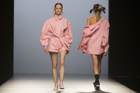 Maria Escoté Fashion Show auf der Mercedes-Benz Fashion Week Madrid SS17