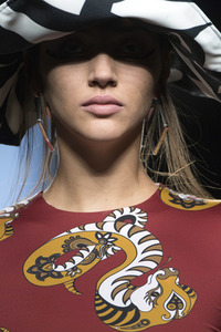 Maria Escoté Fashion Show auf der Mercedes-Benz Fashion Week Madrid SS17