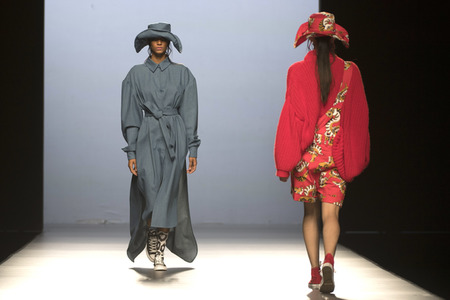 Maria Escoté Fashion Show auf der Mercedes-Benz Fashion Week Madrid SS17
