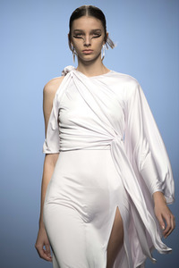 Maria Escoté Fashion Show auf der Mercedes-Benz Fashion Week Madrid SS17