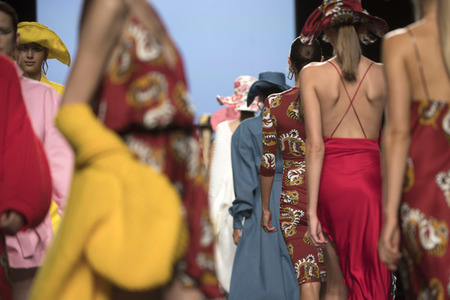 Maria Escoté Fashion Show auf der Mercedes-Benz Fashion Week Madrid SS17