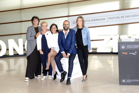 'El guardián invisible' Photocall, San Sebastian Film Festival 2016