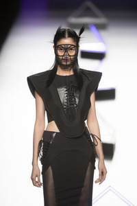 Maya Hansen Fashion Show auf der Mercedes-Benz Fashion Week Madrid SS17