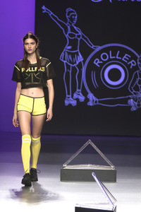 Maya Hansen Fashion Show auf der Mercedes-Benz Fashion Week Madrid SS17
