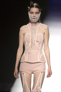 Maya Hansen Fashion Show auf der Mercedes-Benz Fashion Week Madrid SS17