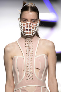 Maya Hansen Fashion Show auf der Mercedes-Benz Fashion Week Madrid SS17