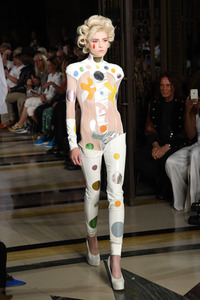 Pam Hogg Fashion Show auf der London Fashion Week SS17