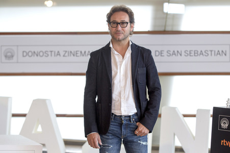 'El hombre de las mil caras' Photocall, San Sebastian Film Festival 2016