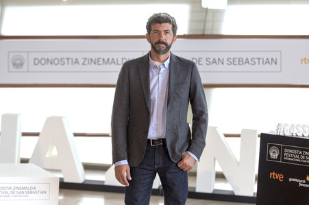 'El hombre de las mil caras' Photocall, San Sebastian Film Festival 2016