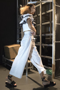 Backstage auf der Mercedes-Benz Fashion Week Madrid SS17