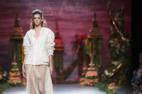 Francis Montesinos Fashion Show auf der Mercedes-Benz Fashion Week Madrid SS17