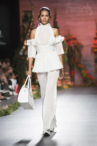 Francis Montesinos Fashion Show auf der Mercedes-Benz Fashion Week Madrid SS17