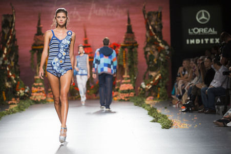 Francis Montesinos Fashion Show auf der Mercedes-Benz Fashion Week Madrid SS17
