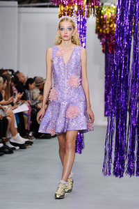 Ryan Lo Fashion Show auf der London Fashion Week SS17
