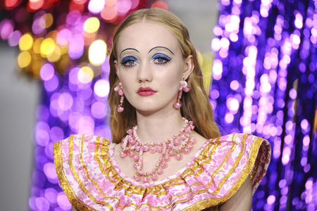 Ryan Lo Fashion Show auf der London Fashion Week SS17