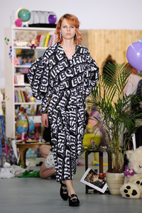 Ashley Williams Fashion Show auf der London Fashion Week SS17