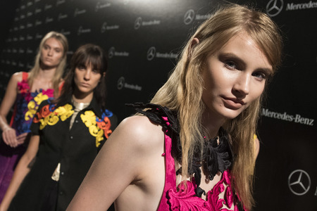 Alvarno Fashion Show auf der Mercedes-Benz Fashion Week Madrid SS17